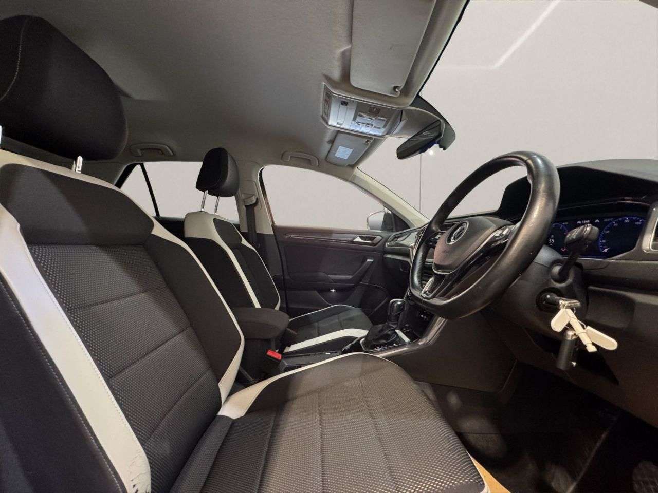 2021 VOLKSWAGEN T-ROC 2021 VOLKSWAGEN T-ROC
