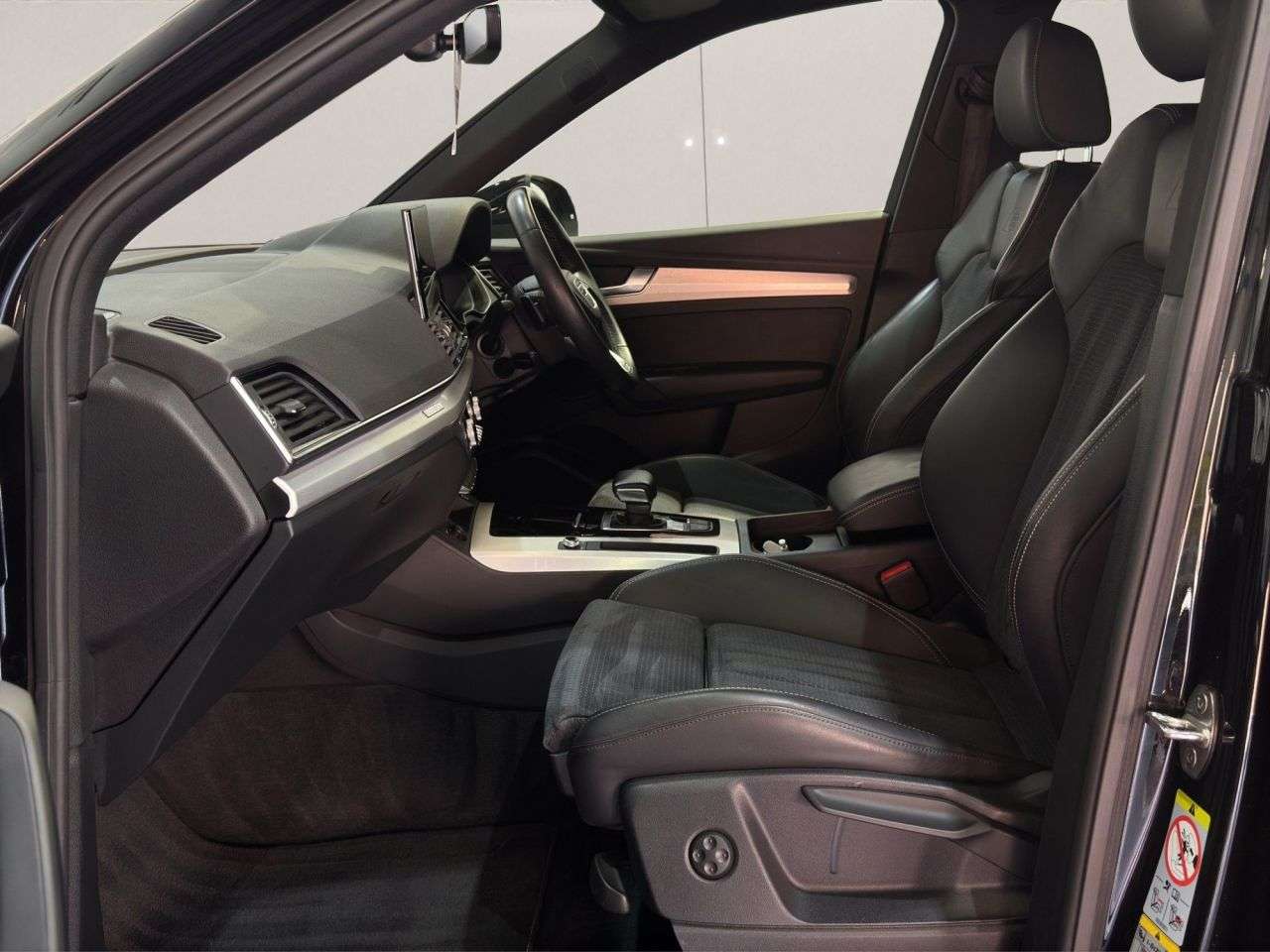 2023 AUDI Q5 2023 AUDI Q5