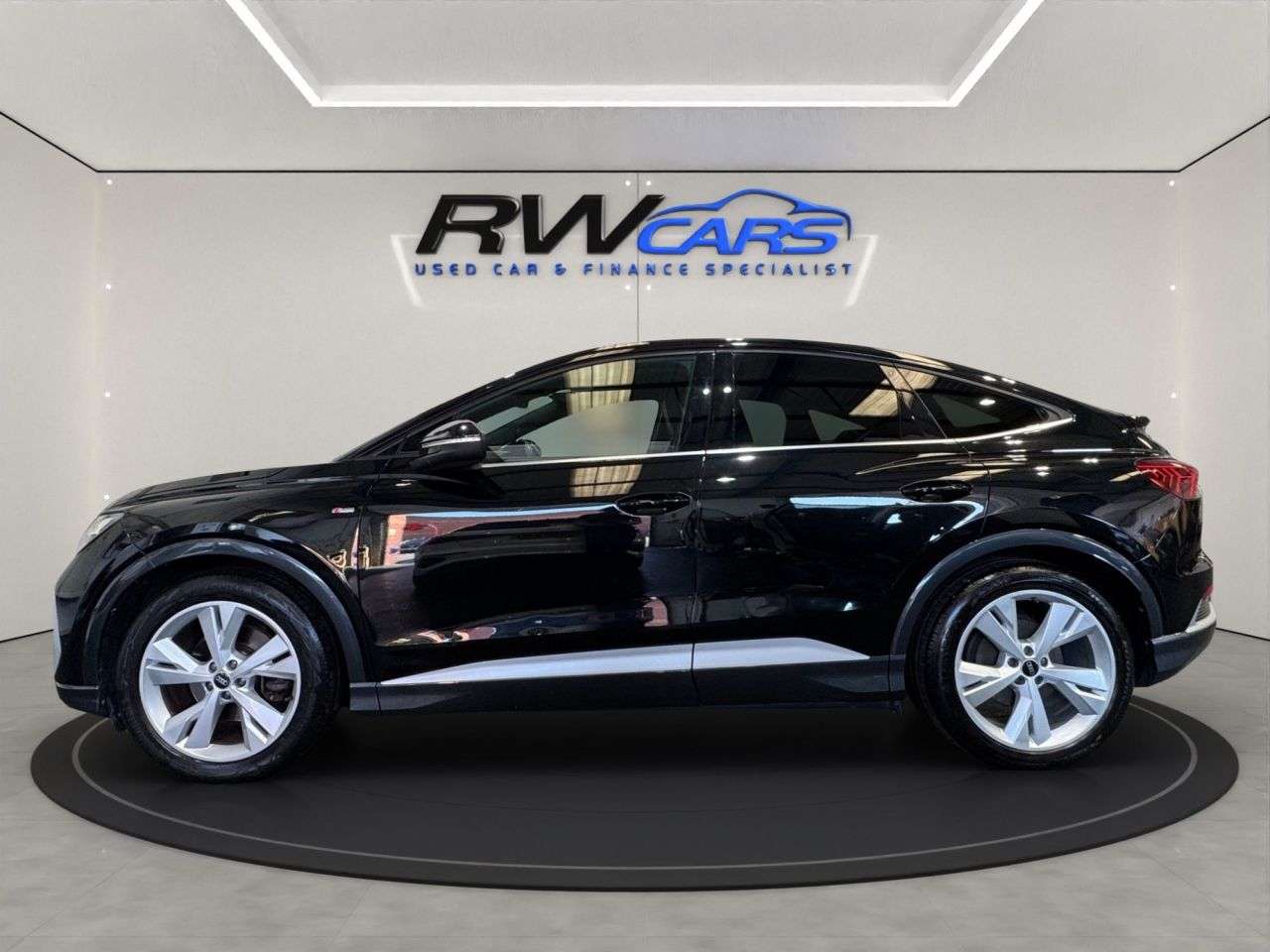 A 2022 AUDI Q4 E-TRON 35 S line Sportback 5dr Electric Auto 55kWh (170 ps) A 2022 AUDI Q4 E-TRON 35 S line Sportback 5dr Electric Auto 55kWh (170 ps)