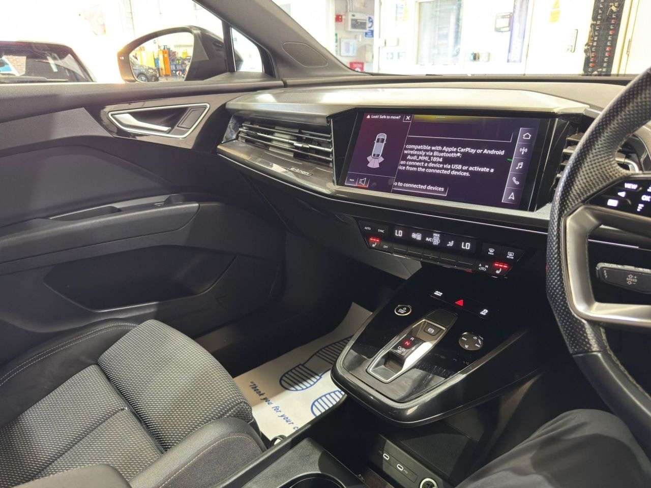 2022 AUDI Q4 E-TRON 2022 AUDI Q4 E-TRON