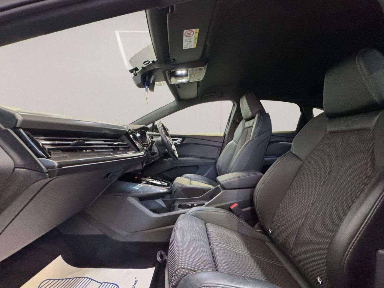 2022 AUDI Q4 E-TRON 2022 AUDI Q4 E-TRON