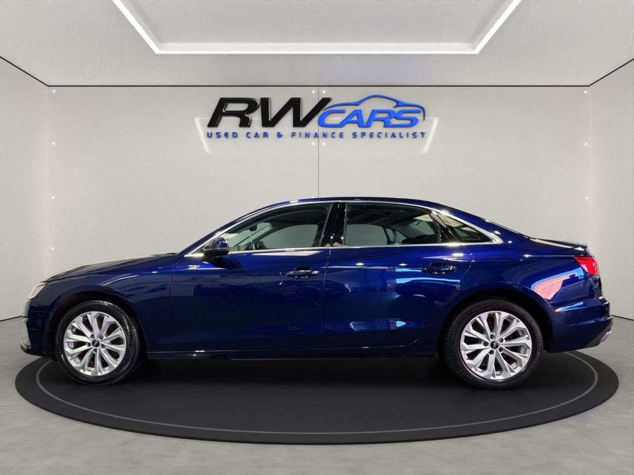 A 2022 AUDI A4 2.0 TFSI 35 Technik Saloon 4dr Petrol S Tronic Euro 6 (s/s) (150 ps) A 2022 AUDI A4 2.0 TFSI 35 Technik Saloon 4dr Petrol S Tronic Euro 6 (s/s) (150 ps)