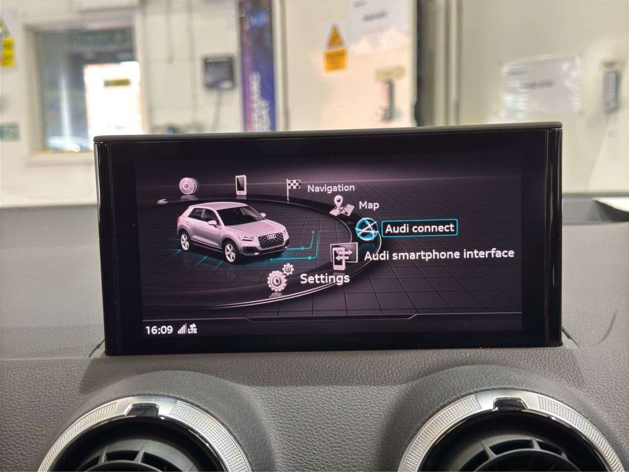 2023 AUDI Q2 2023 AUDI Q2