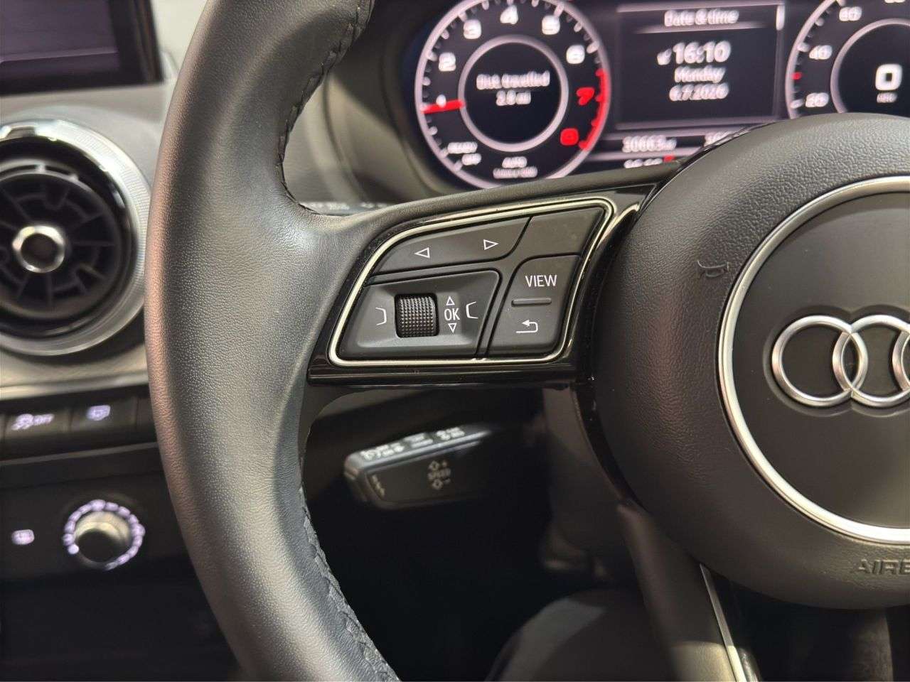 2023 AUDI Q2 2023 AUDI Q2