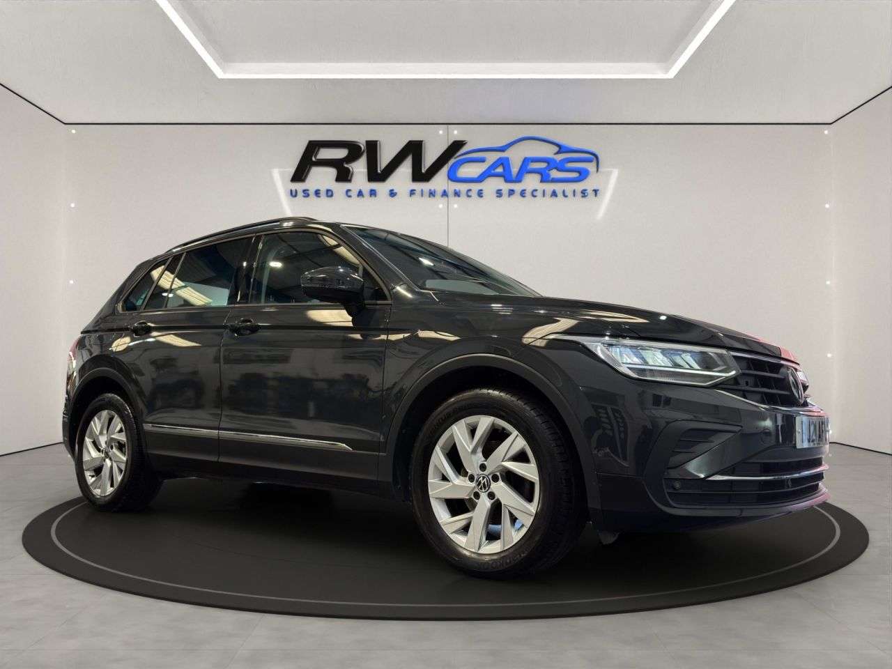 2021 VOLKSWAGEN TIGUAN 2021 VOLKSWAGEN TIGUAN