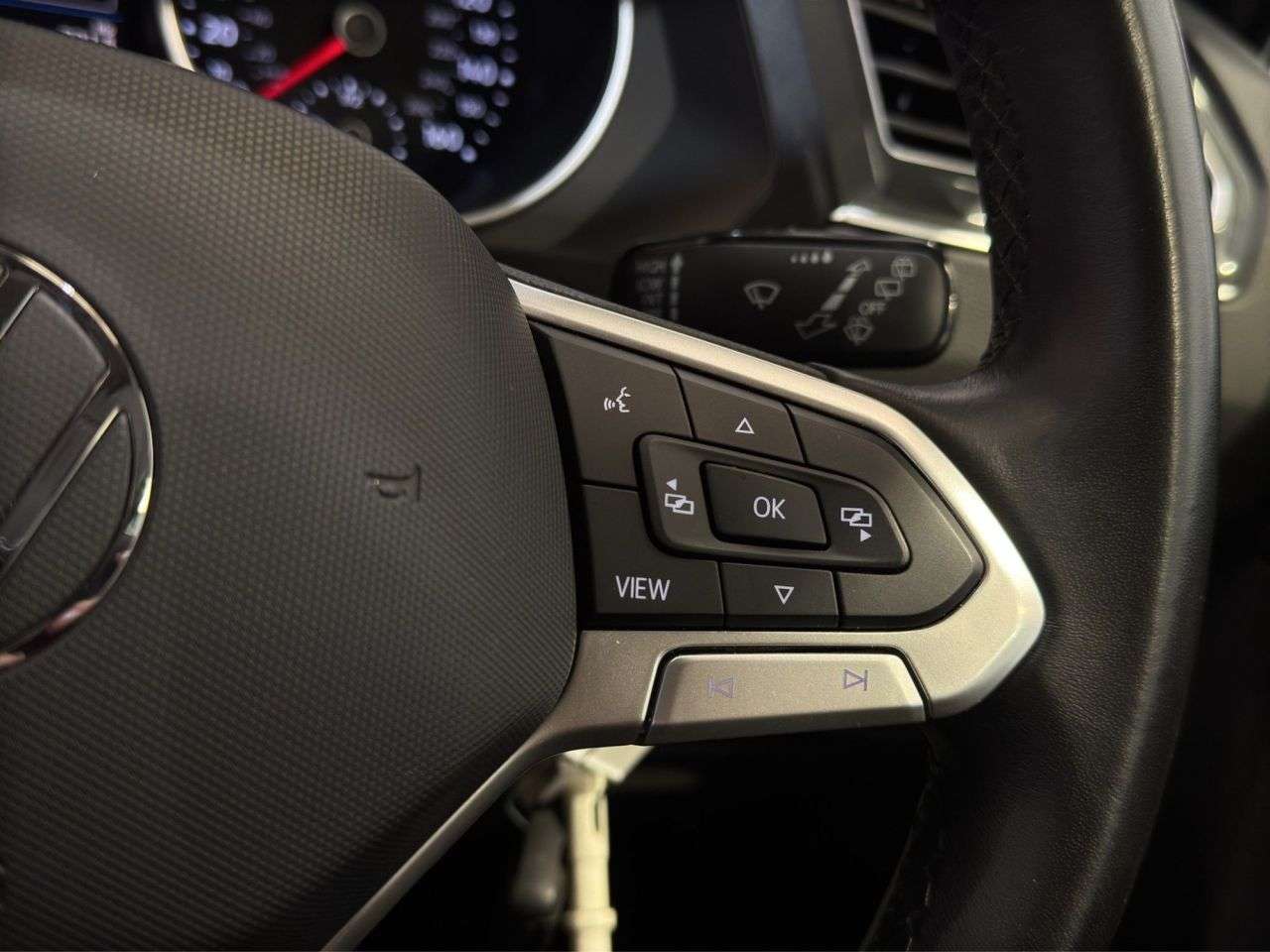 2021 VOLKSWAGEN TIGUAN 2021 VOLKSWAGEN TIGUAN