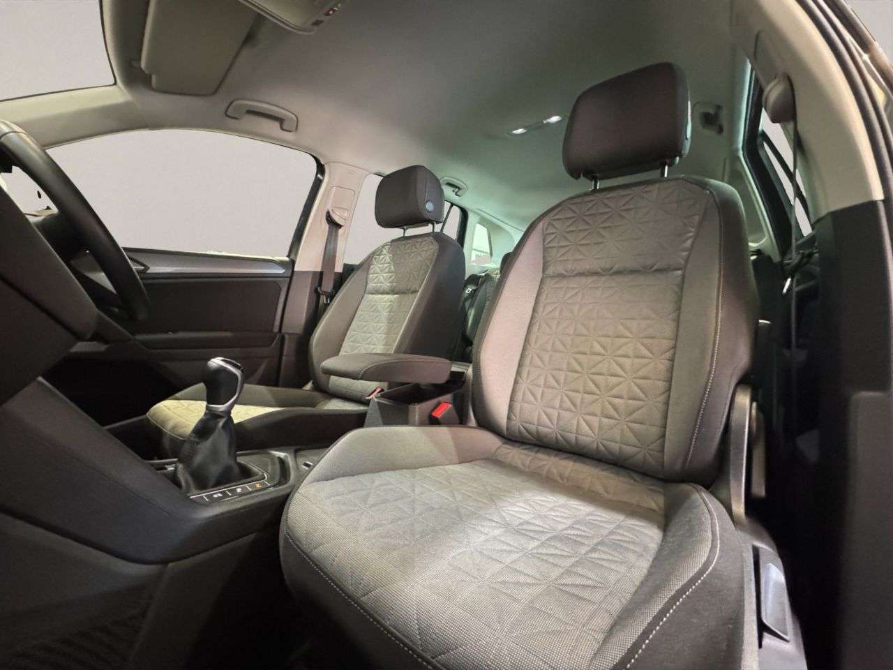 2021 VOLKSWAGEN TIGUAN 2021 VOLKSWAGEN TIGUAN