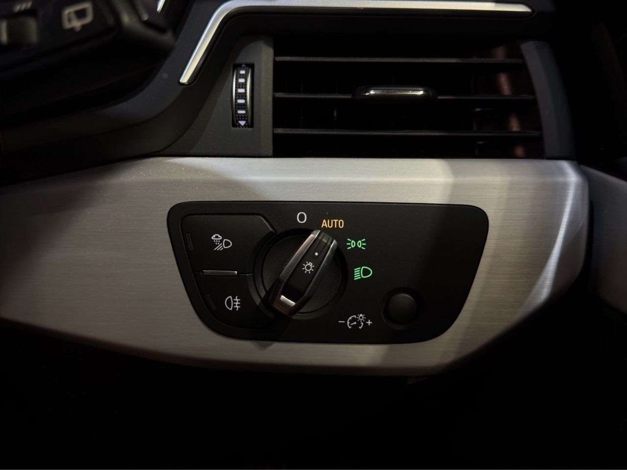 2023 AUDI A4 AVANT 2023 AUDI A4 AVANT