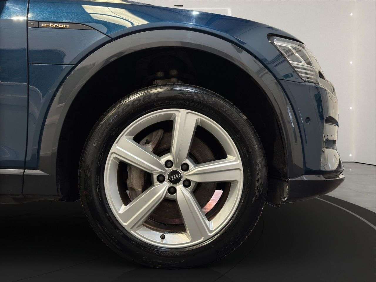 2020 AUDI E-TRON 2020 AUDI E-TRON