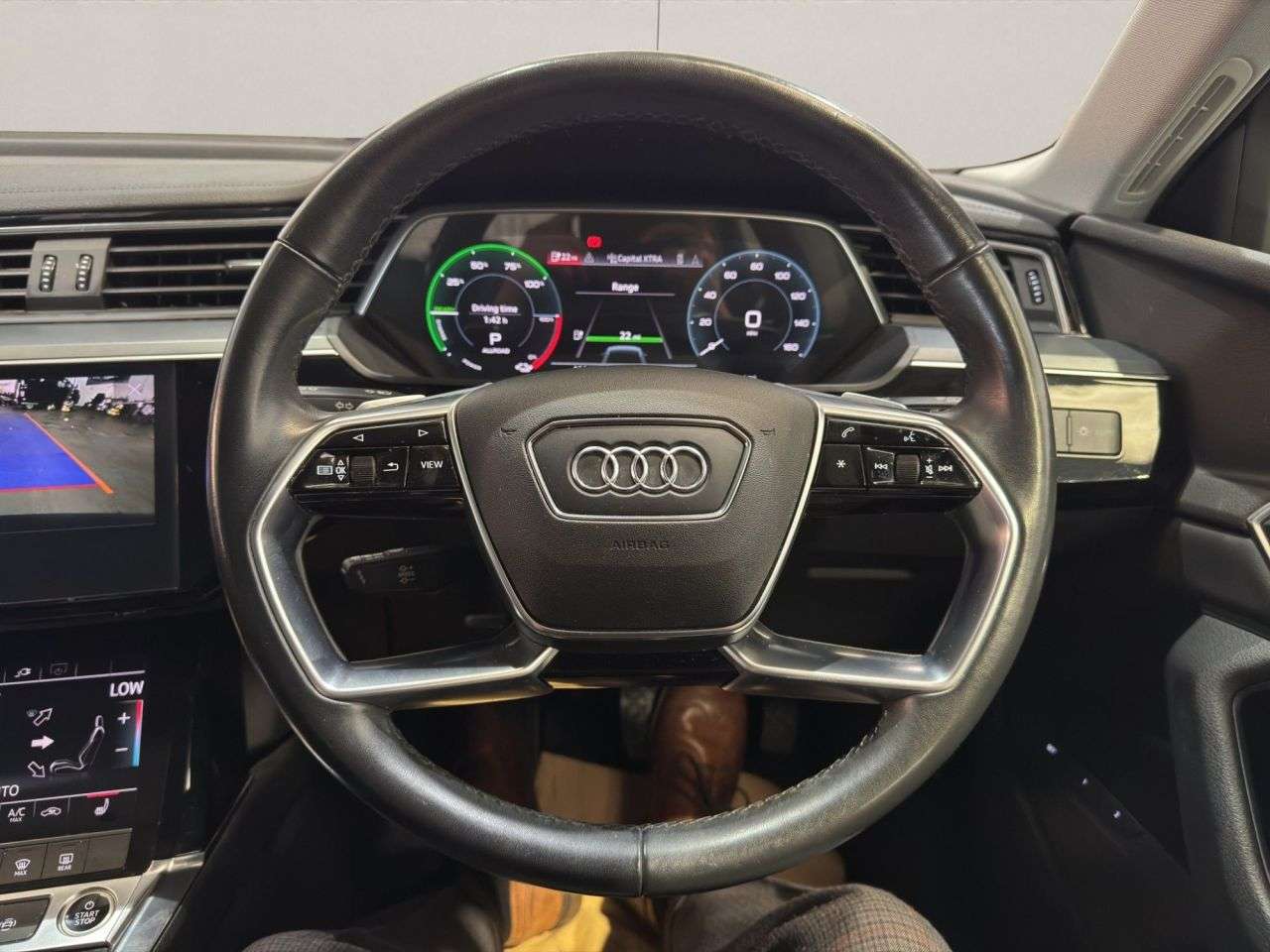 2020 AUDI E-TRON 2020 AUDI E-TRON
