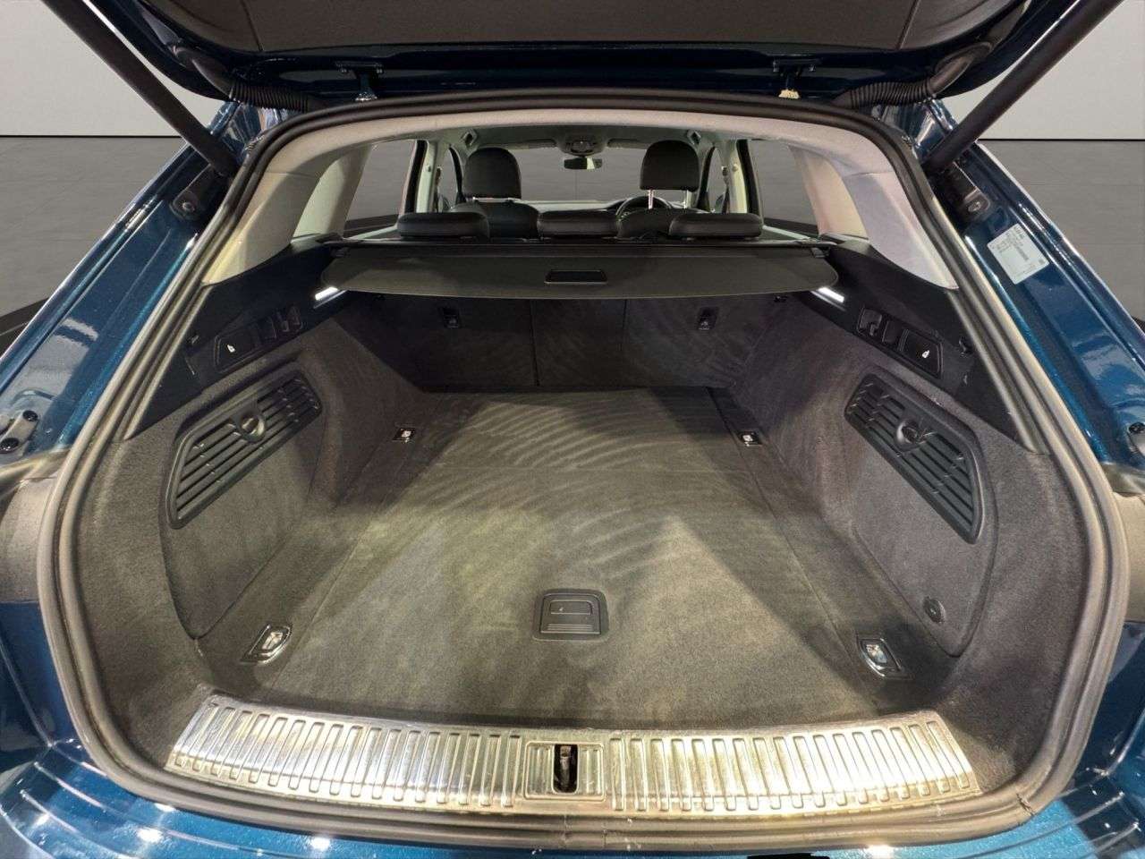 2020 AUDI E-TRON 2020 AUDI E-TRON