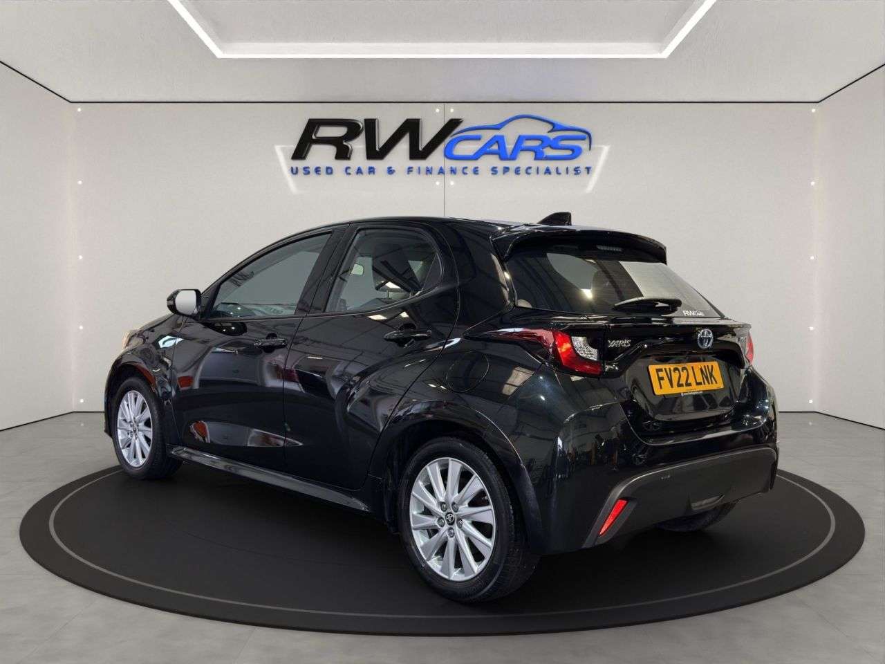 A 2022 TOYOTA YARIS 1.5 VVT-h Icon Hatchback 5dr Petrol Hybrid E-CVT Euro 6 (s/s) (116 ps) A 2022 TOYOTA YARIS 1.5 VVT-h Icon Hatchback 5dr Petrol Hybrid E-CVT Euro 6 (s/s) (116 ps)