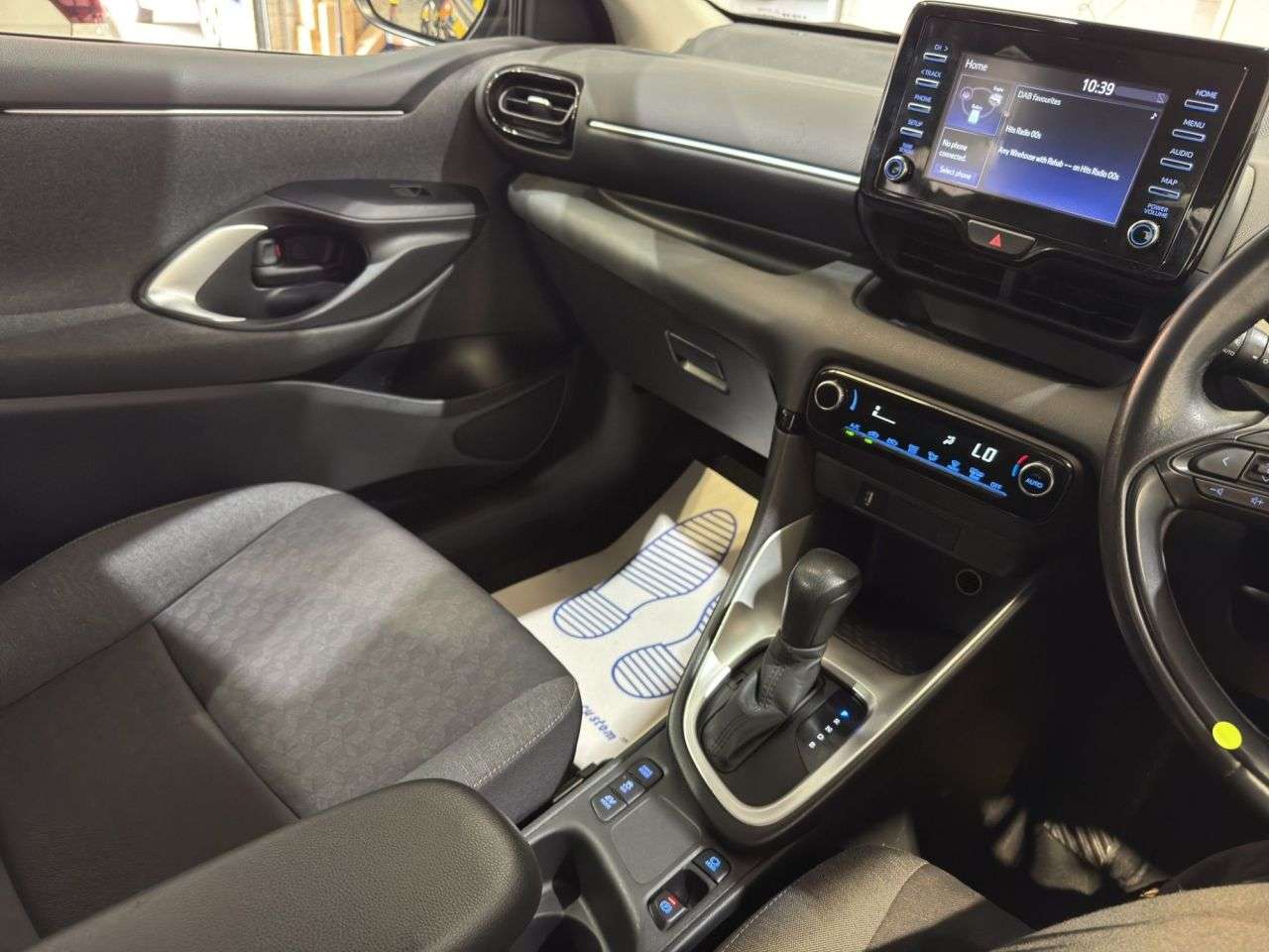 2022 TOYOTA YARIS 2022 TOYOTA YARIS
