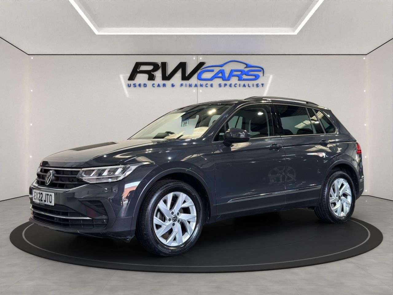 A 2022 VOLKSWAGEN TIGUAN 1.5 TSI Life SUV 5dr Petrol Manual Euro 6 (s/s) (130 ps) A 2022 VOLKSWAGEN TIGUAN 1.5 TSI Life SUV 5dr Petrol Manual Euro 6 (s/s) (130 ps)