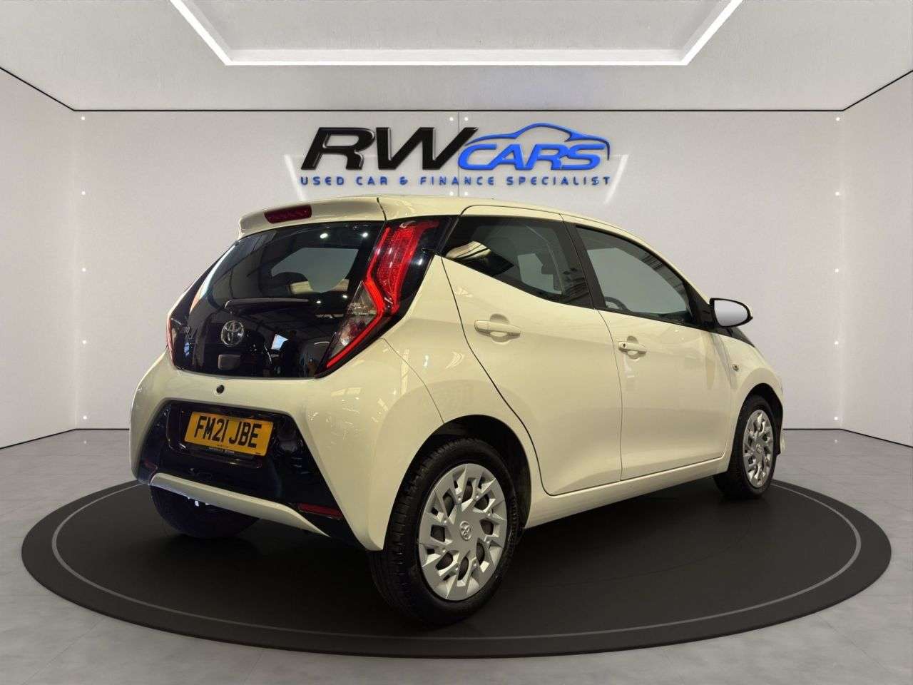 2021 TOYOTA AYGO 2021 TOYOTA AYGO