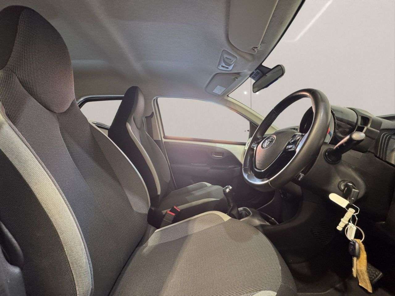 2021 TOYOTA AYGO 2021 TOYOTA AYGO