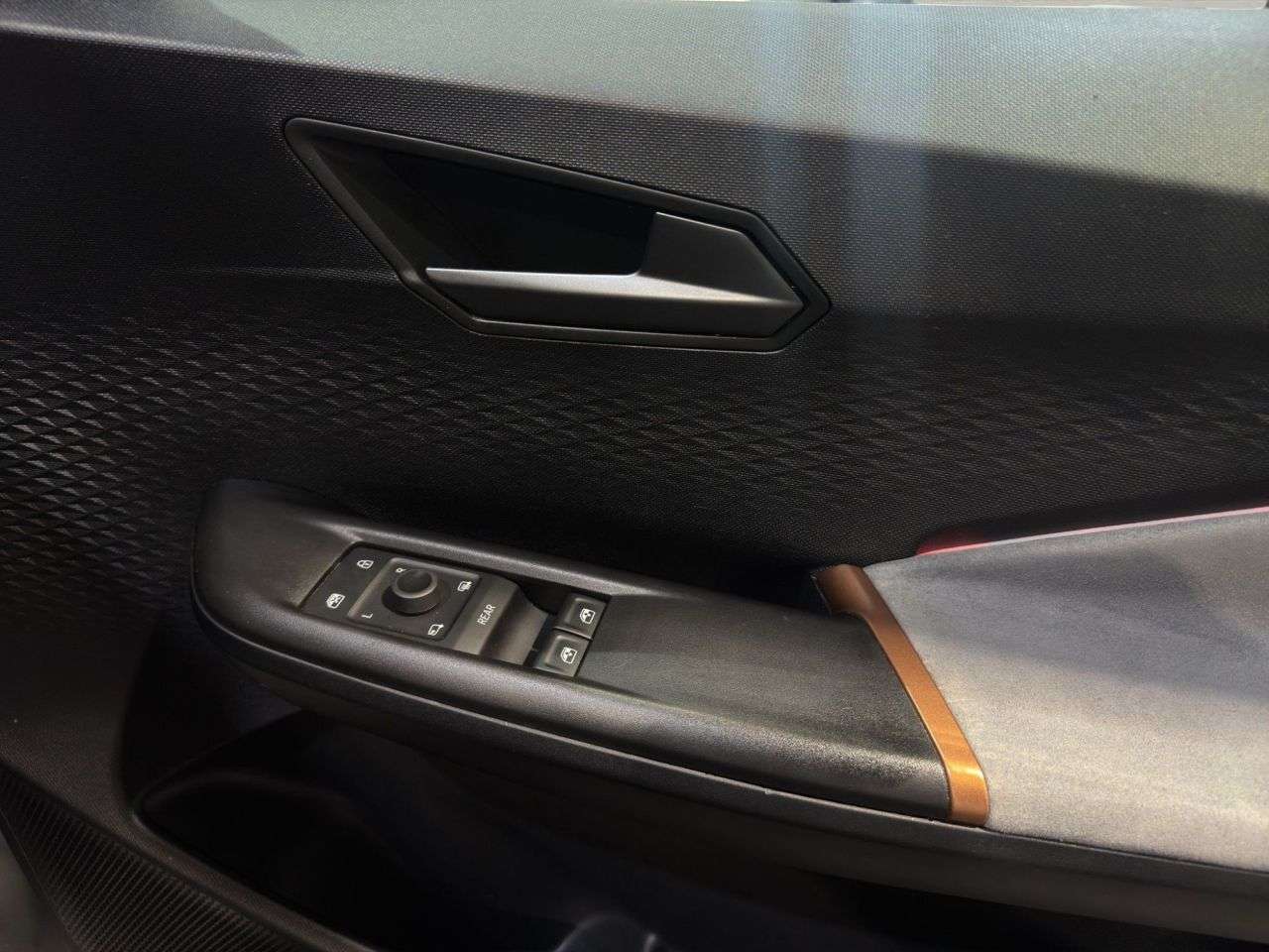 2024 CUPRA BORN 2024 CUPRA BORN