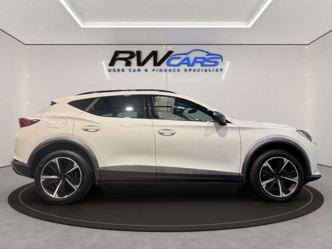 2024 CUPRA FORMENTOR 2024 CUPRA FORMENTOR