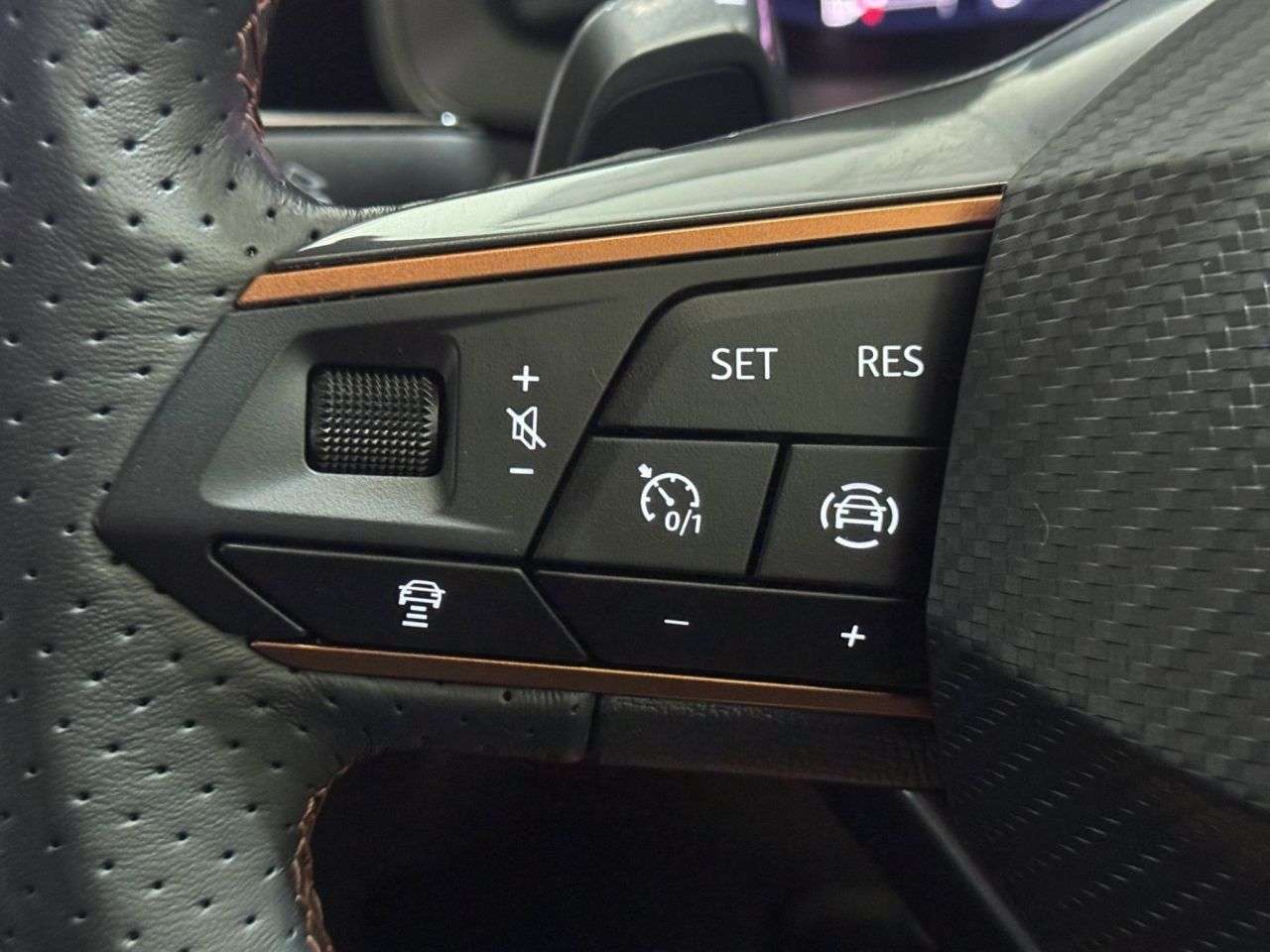 2024 CUPRA FORMENTOR 2024 CUPRA FORMENTOR