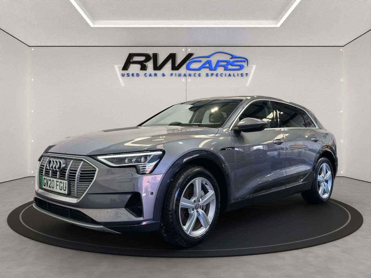 A 2020 AUDI E-TRON 50 Technik SUV 5dr Electric Auto quattro 71.2kWh (313 ps) A 2020 AUDI E-TRON 50 Technik SUV 5dr Electric Auto quattro 71.2kWh (313 ps)