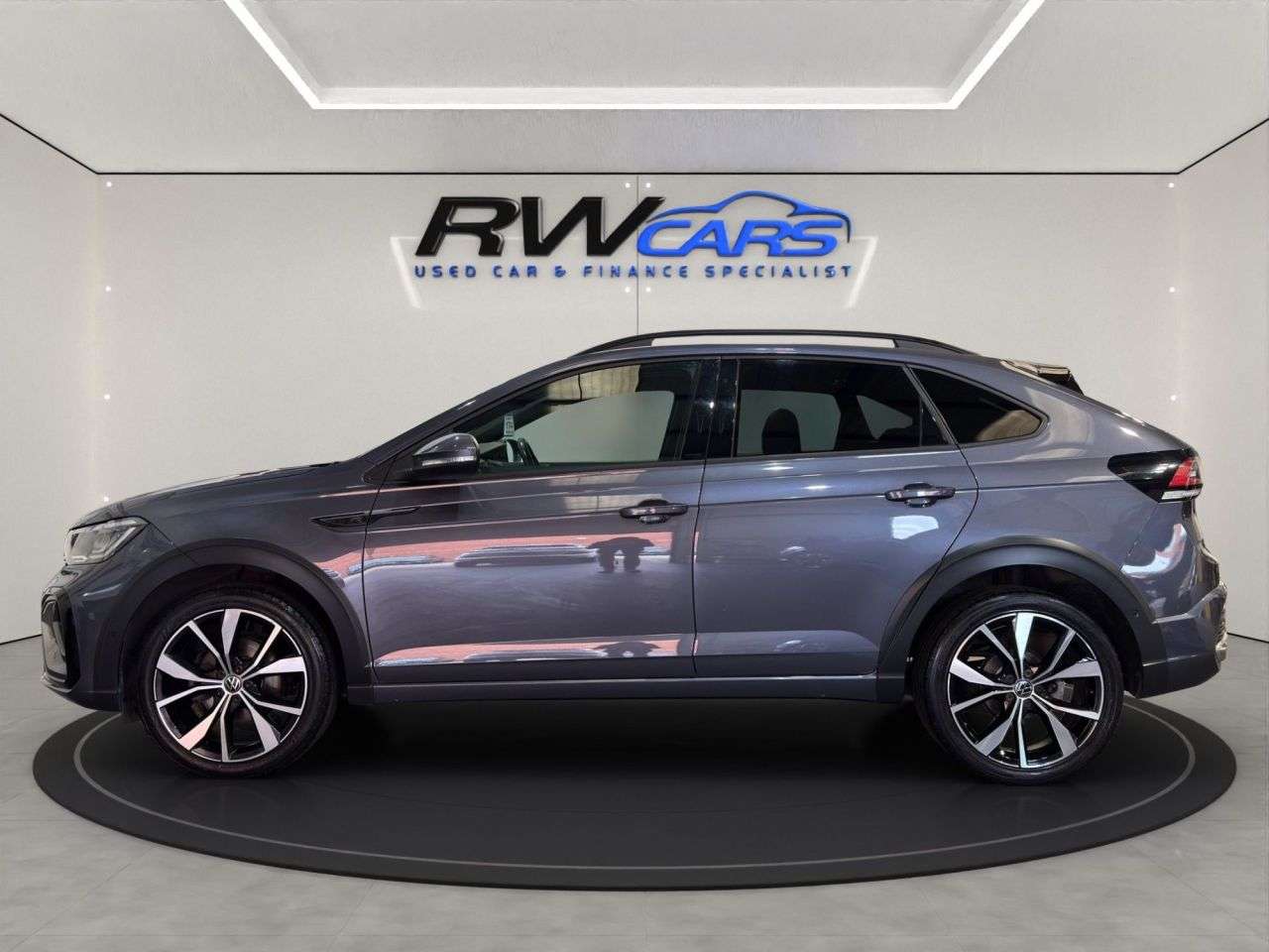 A 2022 VOLKSWAGEN TAIGO 1.0 TSI R-Line SUV 5dr Petrol DSG Euro 6 (s/s) (110 ps) A 2022 VOLKSWAGEN TAIGO 1.0 TSI R-Line SUV 5dr Petrol DSG Euro 6 (s/s) (110 ps)