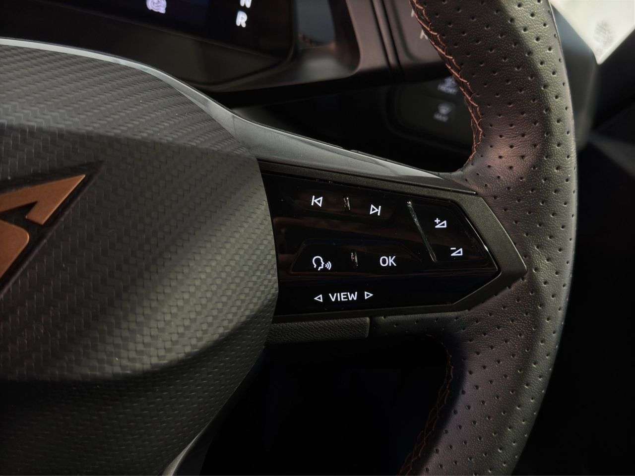 2024 CUPRA BORN 2024 CUPRA BORN