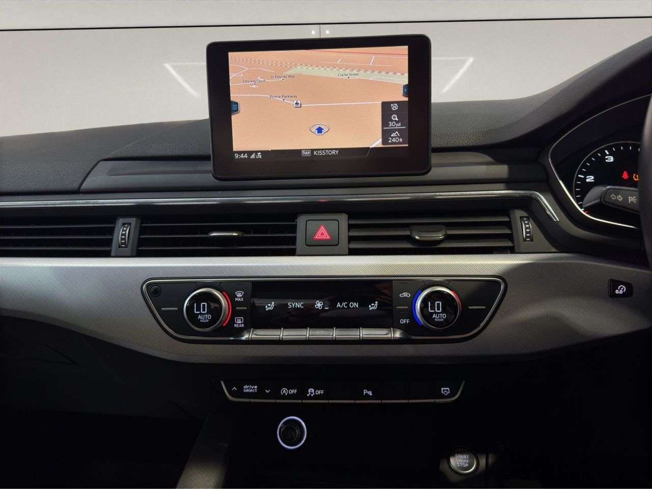 2016 AUDI A4 2016 AUDI A4
