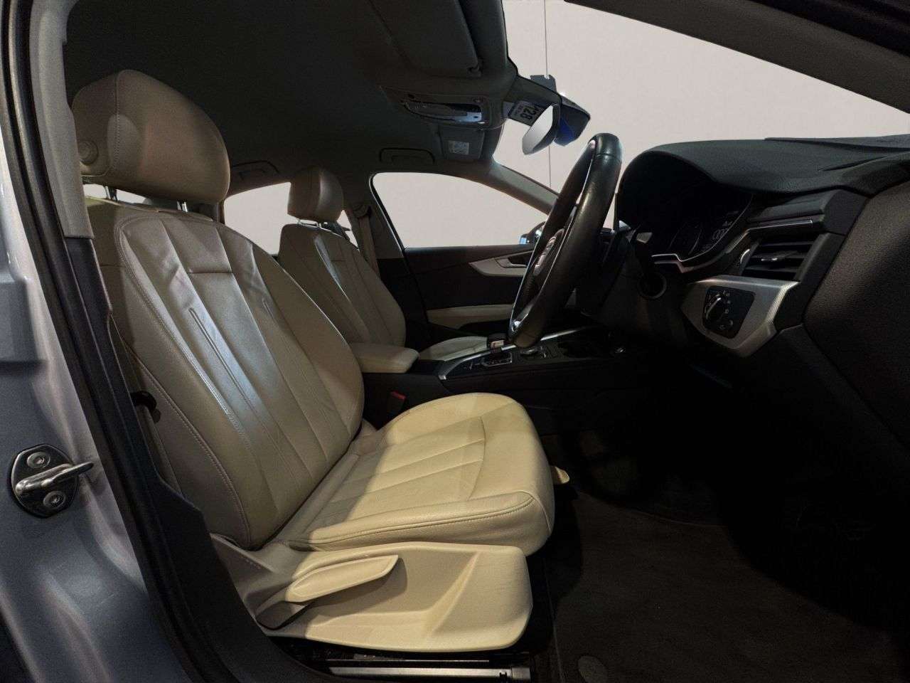2016 AUDI A4 2016 AUDI A4