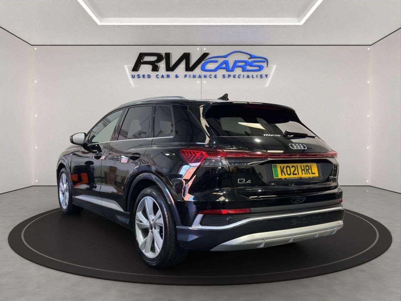 A 2021 AUDI Q4 E-TRON S LINE A 2021 AUDI Q4 E-TRON S LINE