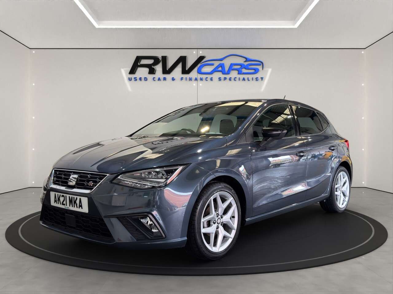A 2021 SEAT IBIZA 1.0 TSI FR Hatchback 5dr Petrol Manual Euro 6 (s/s) GPF (95 ps) A 2021 SEAT IBIZA 1.0 TSI FR Hatchback 5dr Petrol Manual Euro 6 (s/s) GPF (95 ps)