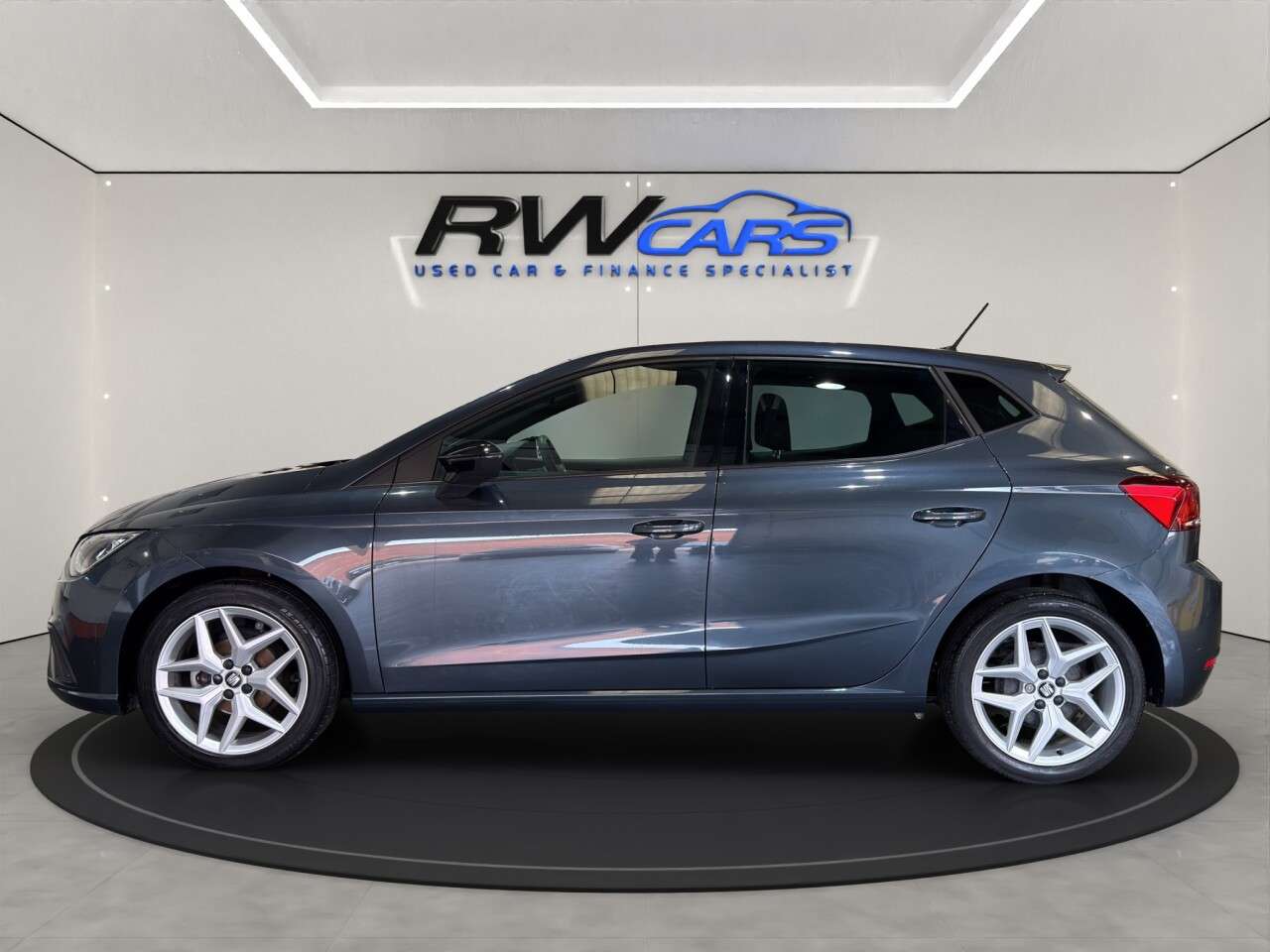 A 2021 SEAT IBIZA 1.0 TSI FR Hatchback 5dr Petrol Manual Euro 6 (s/s) GPF (95 ps) A 2021 SEAT IBIZA 1.0 TSI FR Hatchback 5dr Petrol Manual Euro 6 (s/s) GPF (95 ps)