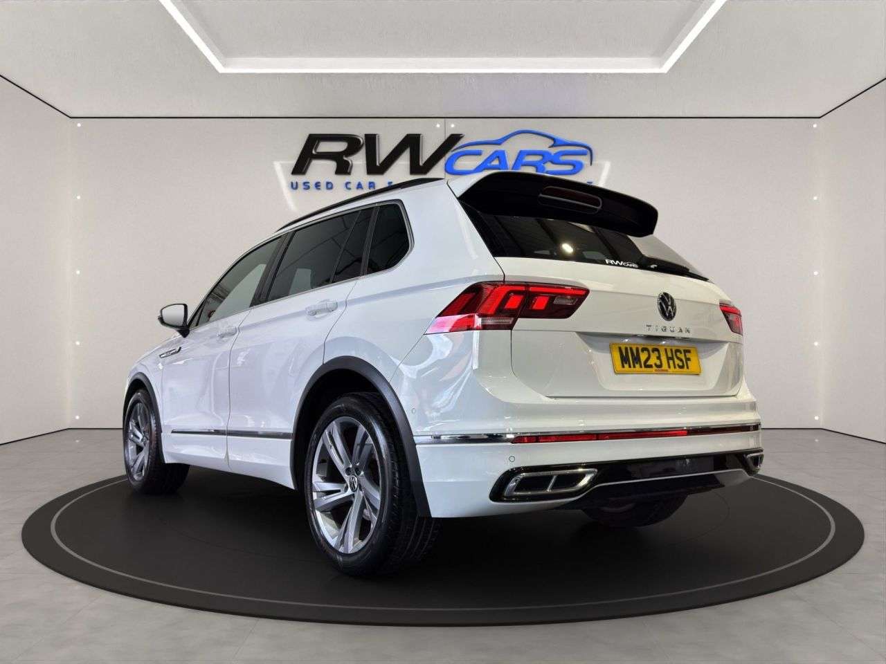 A 2023 VOLKSWAGEN TIGUAN 1.5 TSI R-Line Edition SUV 5dr Petrol DSG Euro 6 (s/s) (150 ps) A 2023 VOLKSWAGEN TIGUAN 1.5 TSI R-Line Edition SUV 5dr Petrol DSG Euro 6 (s/s) (150 ps)