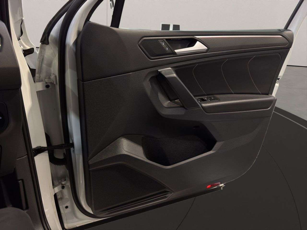 2023 VOLKSWAGEN TIGUAN 2023 VOLKSWAGEN TIGUAN