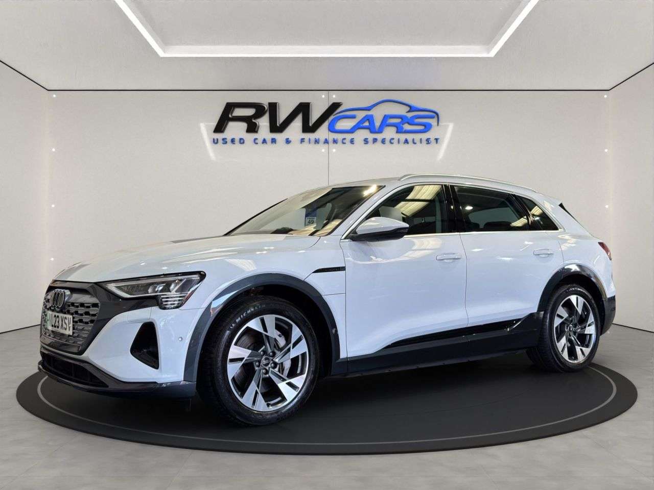 A 2023 AUDI Q8 E-TRON 50 Sport SUV 5dr Electric Auto quattro 95kWh (11kW Charger) (340 ps) A 2023 AUDI Q8 E-TRON 50 Sport SUV 5dr Electric Auto quattro 95kWh (11kW Charger) (340 ps)