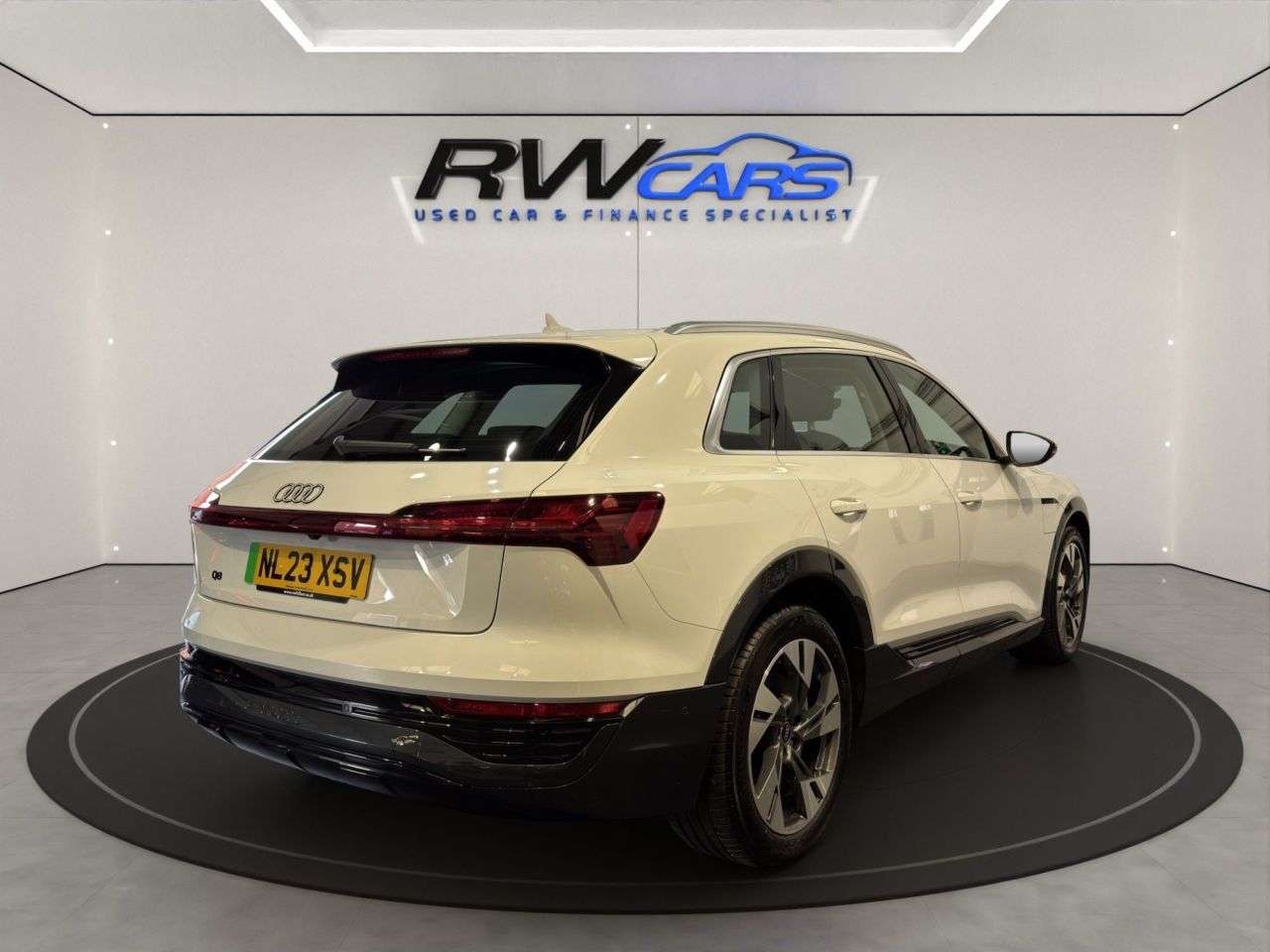 2023 AUDI Q8 E-TRON 2023 AUDI Q8 E-TRON