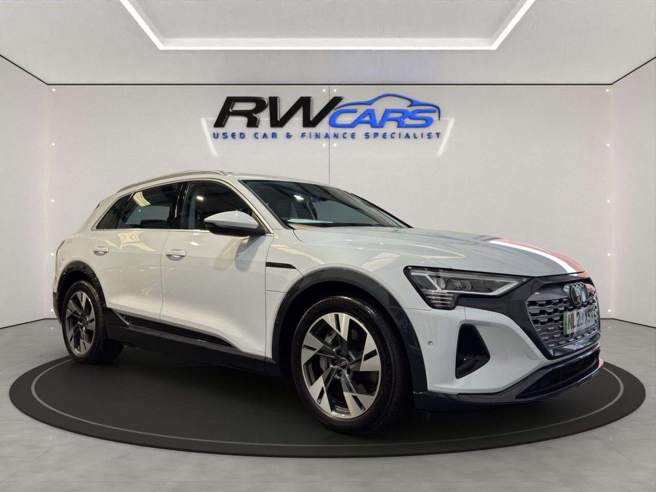 2023 AUDI Q8 E-TRON 2023 AUDI Q8 E-TRON
