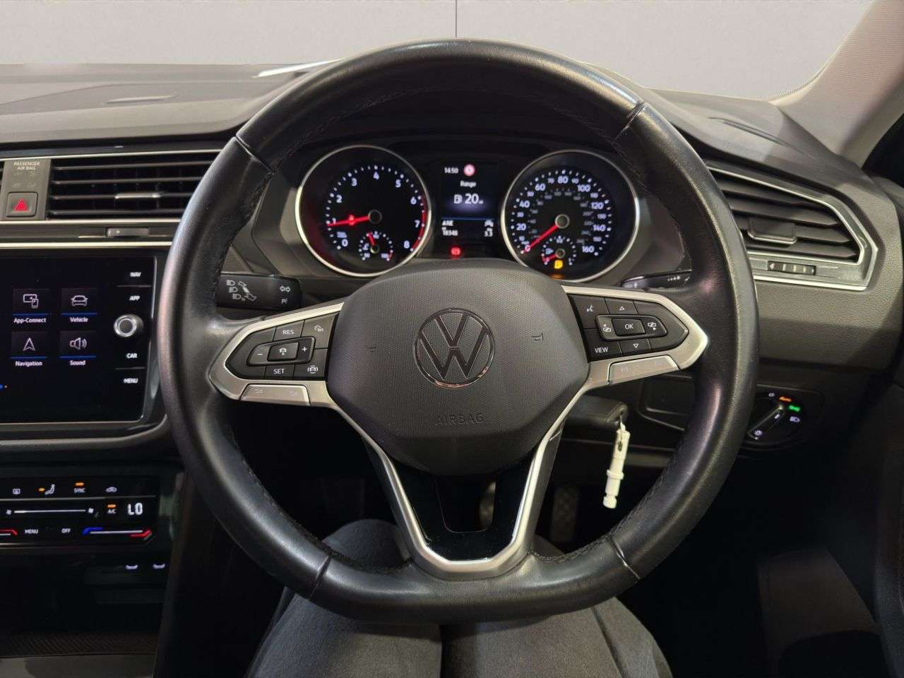 2021 VOLKSWAGEN TIGUAN 2021 VOLKSWAGEN TIGUAN