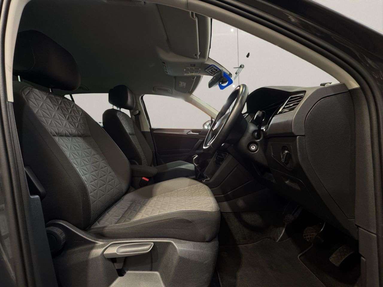 2021 VOLKSWAGEN TIGUAN 2021 VOLKSWAGEN TIGUAN