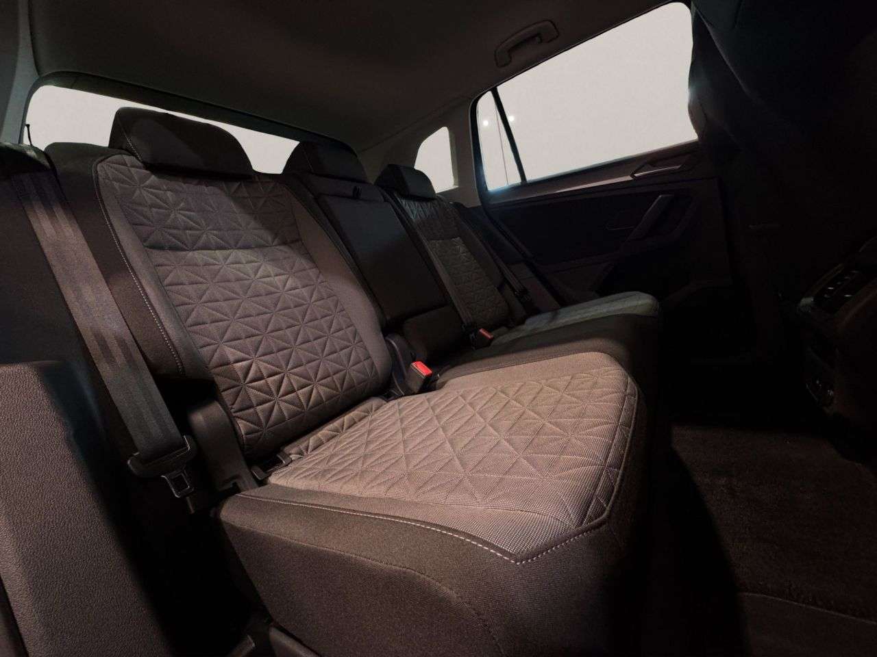 2021 VOLKSWAGEN TIGUAN 2021 VOLKSWAGEN TIGUAN