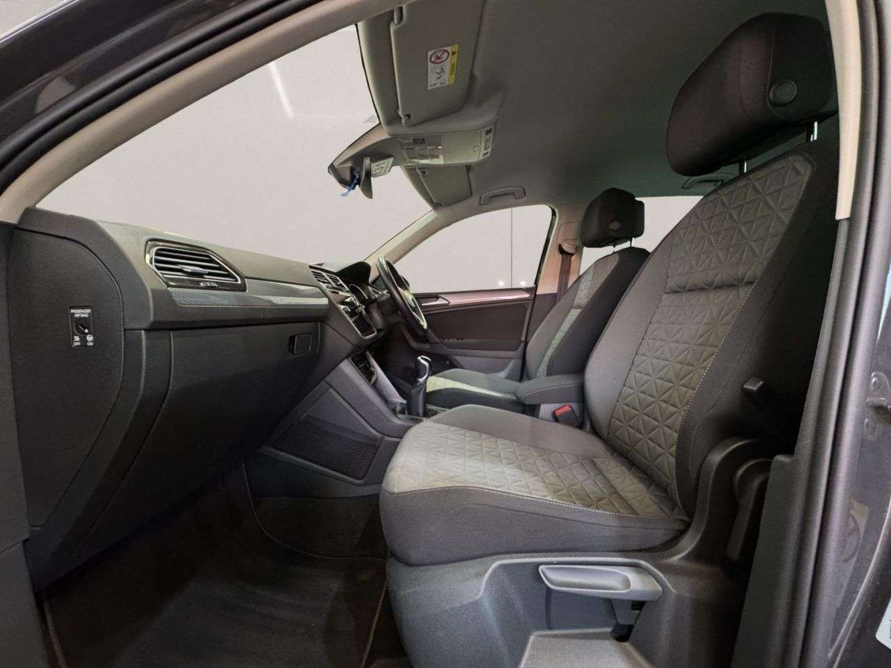 2021 VOLKSWAGEN TIGUAN 2021 VOLKSWAGEN TIGUAN