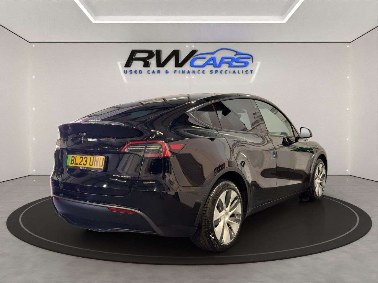 2023 TESLA MODEL Y 2023 TESLA MODEL Y