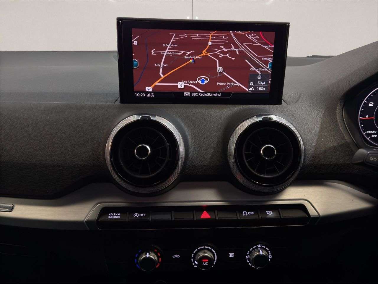 2023 AUDI Q2 2023 AUDI Q2
