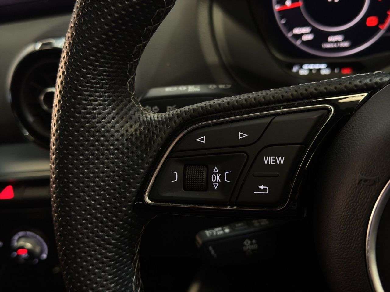 2023 AUDI Q2 2023 AUDI Q2