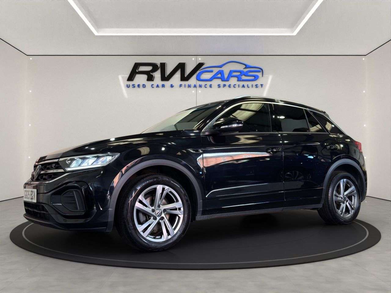 A 2025 VOLKSWAGEN T-ROC 1.5 TSI R-Line SUV 5dr Petrol DSG Euro 6 (s/s) (150 ps) A 2025 VOLKSWAGEN T-ROC 1.5 TSI R-Line SUV 5dr Petrol DSG Euro 6 (s/s) (150 ps)