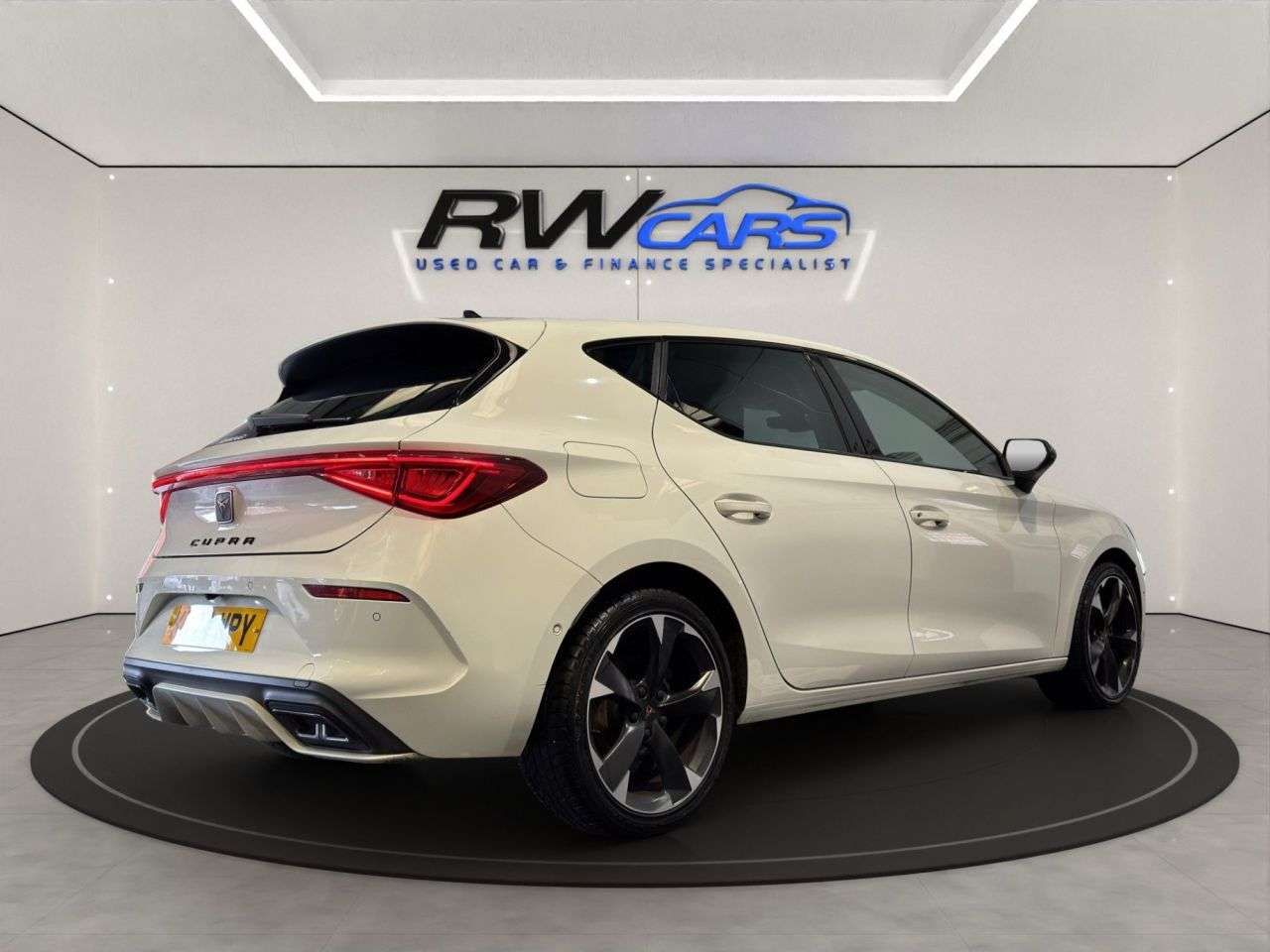 2024 CUPRA LEON 2024 CUPRA LEON