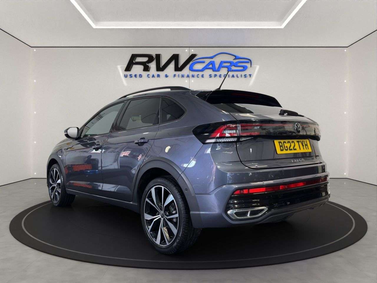 A 2022 VOLKSWAGEN TAIGO 1.0 TSI R-Line SUV 5dr Petrol DSG Euro 6 (s/s) (110 ps) A 2022 VOLKSWAGEN TAIGO 1.0 TSI R-Line SUV 5dr Petrol DSG Euro 6 (s/s) (110 ps)