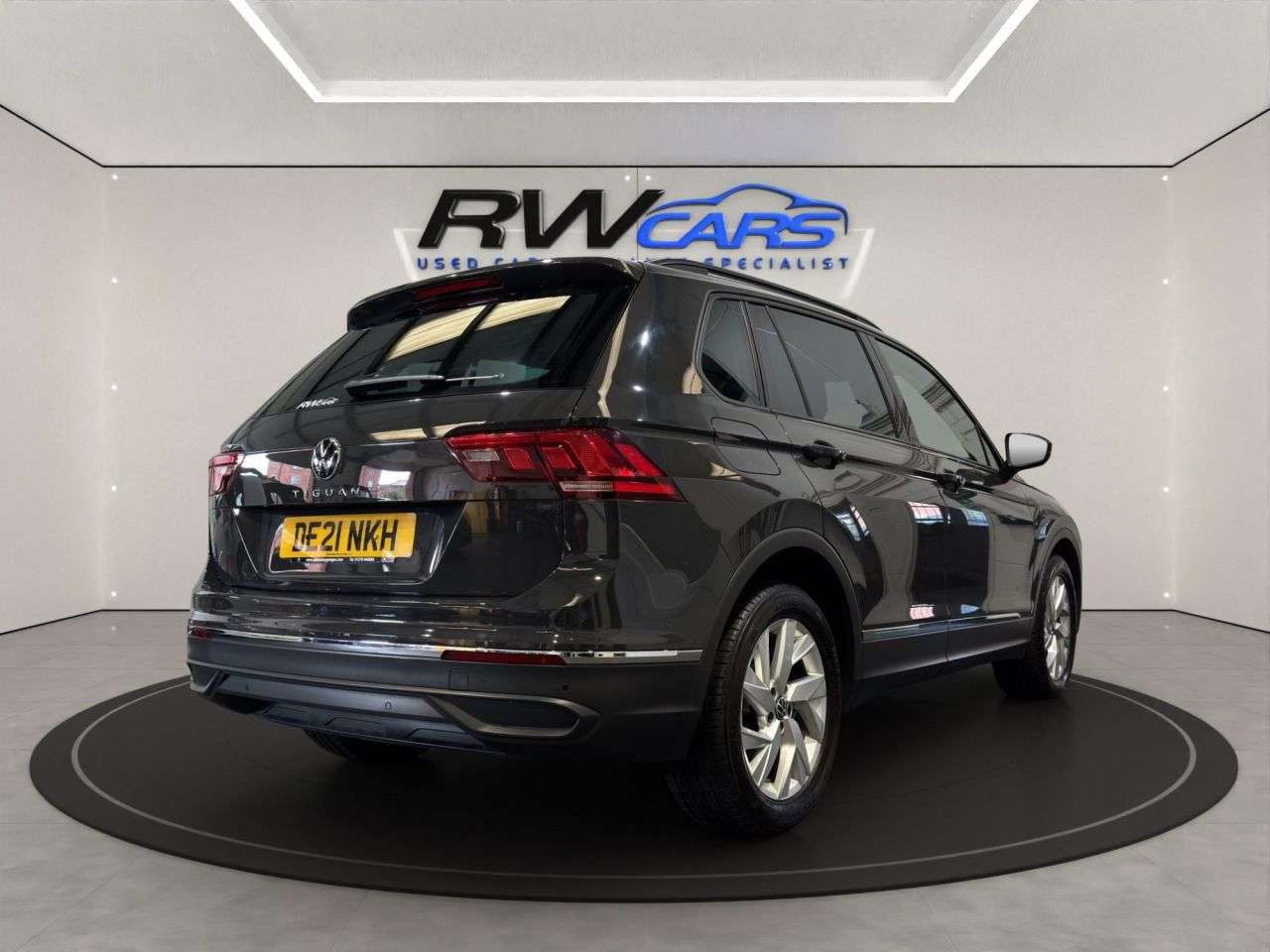 2021 VOLKSWAGEN TIGUAN 2021 VOLKSWAGEN TIGUAN