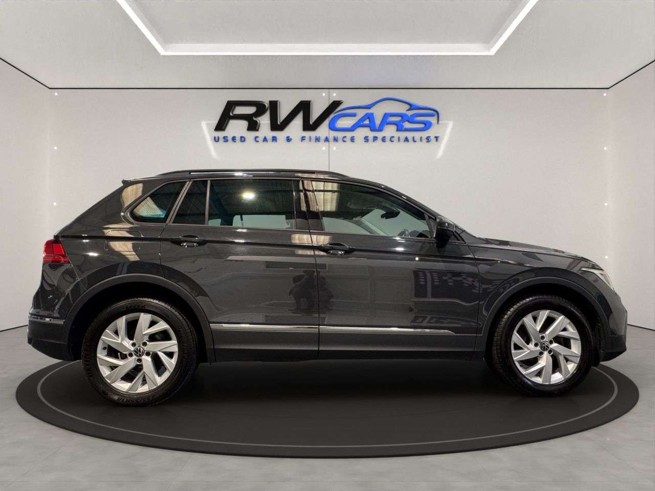 2021 VOLKSWAGEN TIGUAN 2021 VOLKSWAGEN TIGUAN