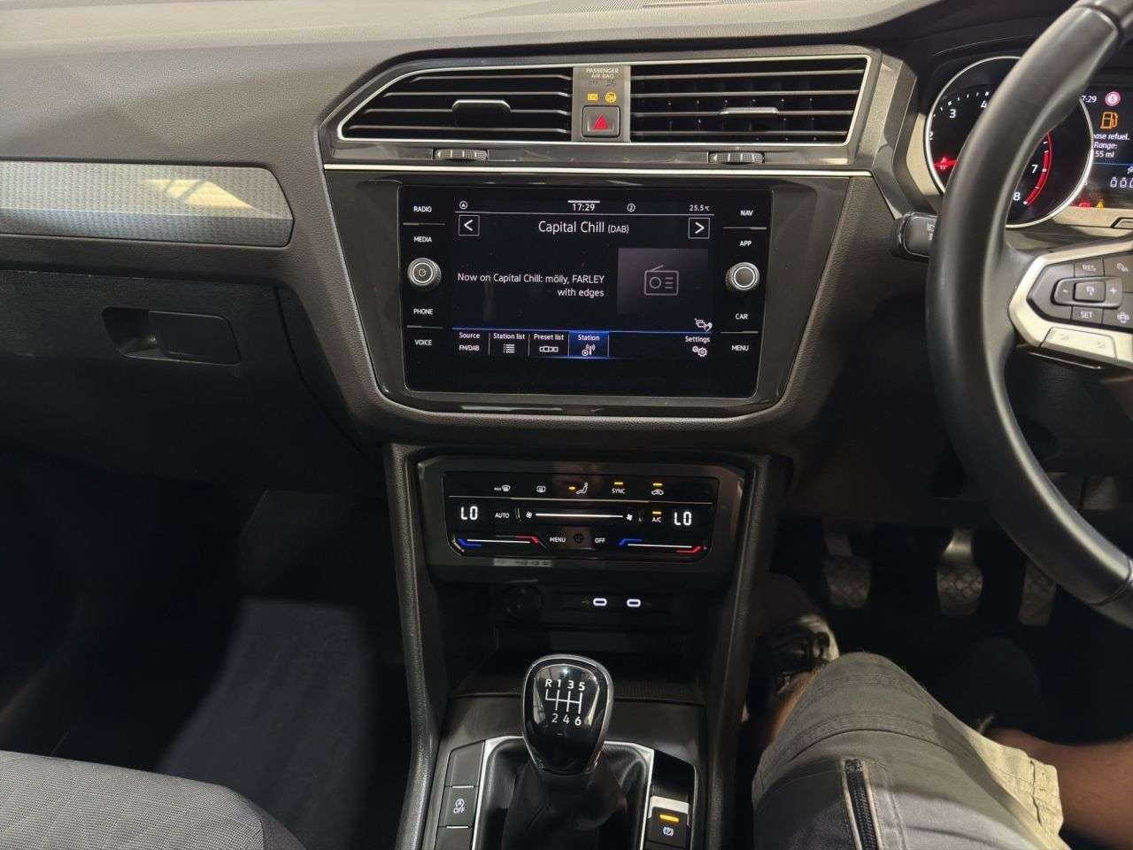 2021 VOLKSWAGEN TIGUAN 2021 VOLKSWAGEN TIGUAN