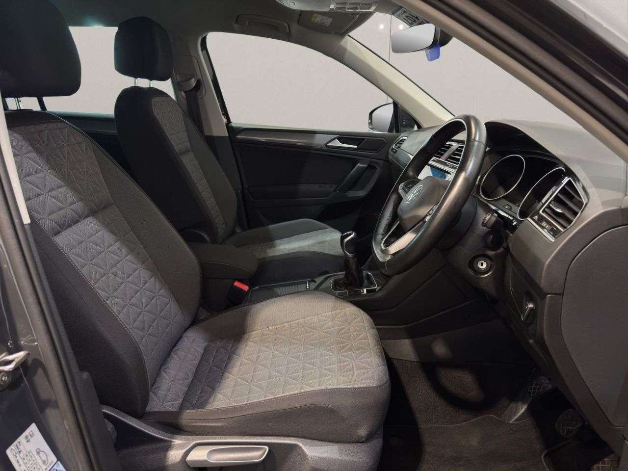 2021 VOLKSWAGEN TIGUAN 2021 VOLKSWAGEN TIGUAN